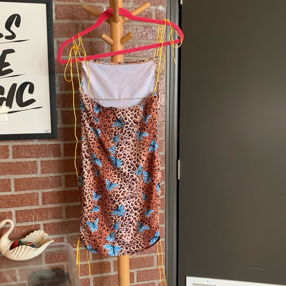 🦋 Leopard Butterfly Ruched Mini Dress - Picture 4 of 5